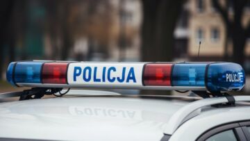 Fałszywi funkcjonariusze okradli 70-latka przy Żytniej